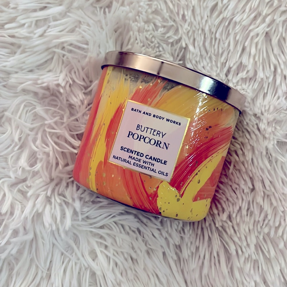 New! Bath and Body Works BUTTERY POPCORN scented three wick candle!